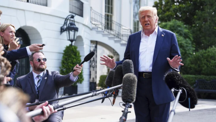 Trump amenaza con aranceles del 30% contra México y la UE a partir de agosto