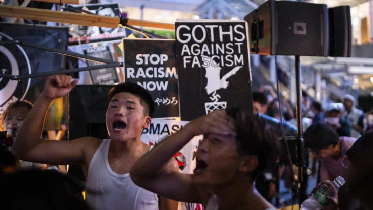 Grupos populistas arremeten contra los migrantes en vísperas de las elecciones al Senado en Japón