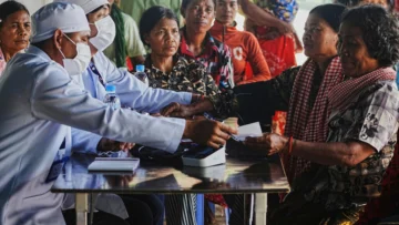 Los líderes de Tailandia y Camboya anuncian conversaciones de paz