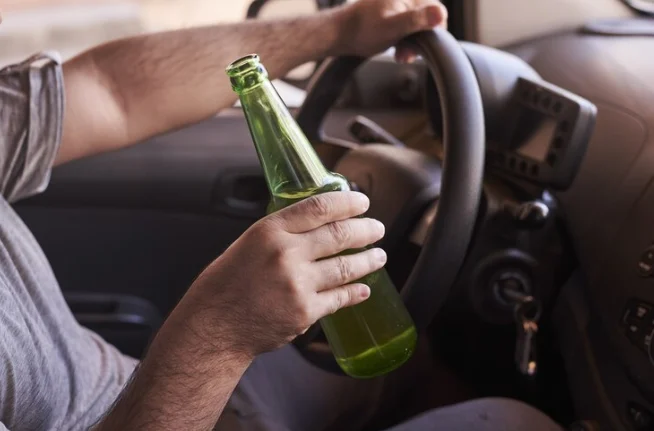 Alcohol y conducción: mitos que ponen en riesgo vidas