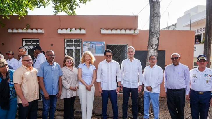 BID y UE aportan US$ 5 millones al programa de mejoramiento de viviendas en la Zona Colonial BID y UE aportan US$ 5 millones al programa de mejoramiento de viviendas en la Zona Colonial
