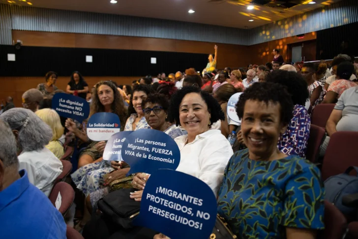 Colectivo propone al CES una política migratoria de Estado con proyección a largo plazo