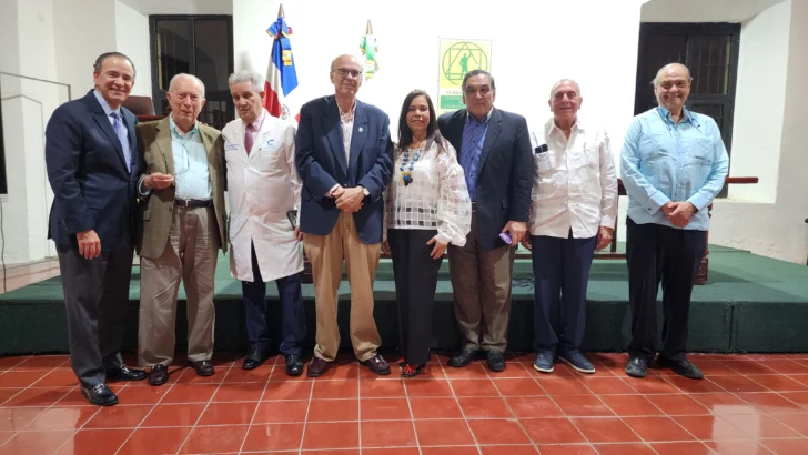 Academia de Ciencias auspicia coloquio sobre inteligencia artificial en las ciencias de la salud