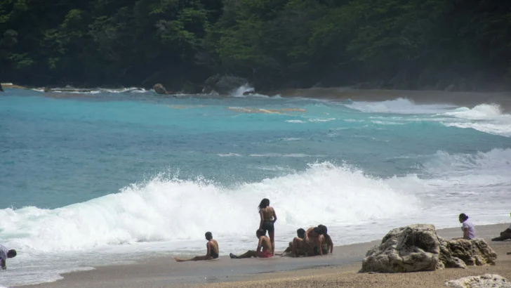 Turismo interno generó RD$ 229 mil millones en 2024, pero dos de cada tres dominicanos no viajaron