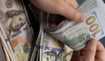 Decomisan más de 40 mil dólares a pasajero que llegó desde EEUU Decomisan más de 40 mil dólares a pasajero que llegó desde EEUU