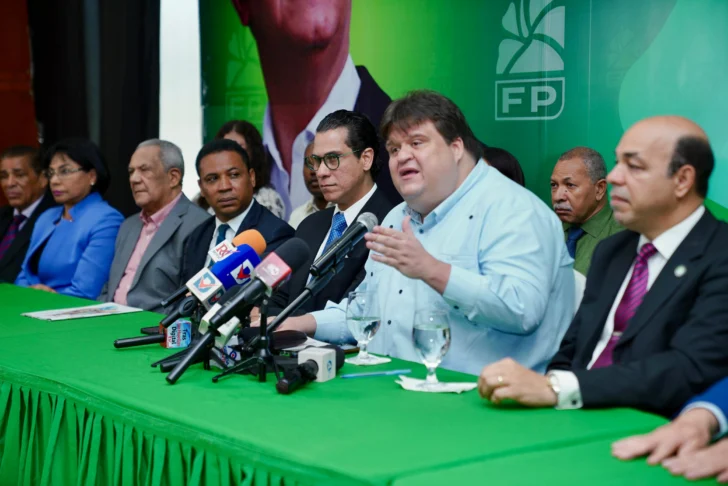 Fuerza del Pueblo denuncia PRM asignó RD$ 3,925 millones en pensiones especiales