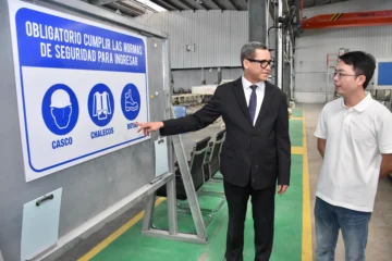 Ministerio de Trabajo autoriza reinicio de labores en dos empresas en San Antonio de Guerra