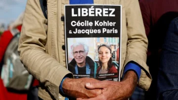 Dos franceses detenidos desde hace tres años en Irán, acusados de espiar para Israel