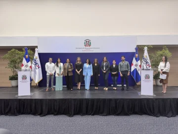Huellas de mi Quisqueya: Convocatoria 2025 Huellas de mi Quisqueya: Convocatoria 2025