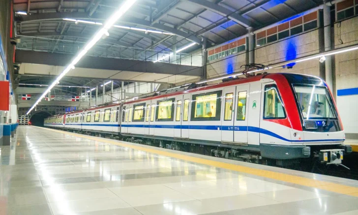 Ampliación de horario de servicio del metro y del teleférico empezará el 31 de julio