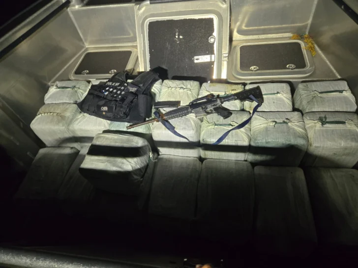 FBI asume custodia 3 dominicanos en PR vinculados 524 kilogramos cocaína  