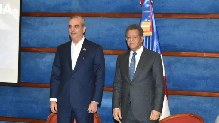 Luis Abinader y Leonel Fernández coinciden en urgencia de actuar ante situación en Haití Luis Abinader y Leonel Fernández coinciden en urgencia de actuar ante situación en Haití