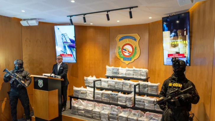 DNCD incauta 210 paquetes de presunta cocaína en puerto de Haina y Caucedo DNCD incauta 210 paquetes de presunta cocaína en puerto de Haina y Caucedo