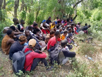 El Ejército detiene a 90 indocumentados en Dajabón y Valverde y los entrega a Migración