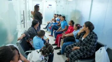 Inabie mantiene servicios médicos gratuitos para estudiantes en vacaciones