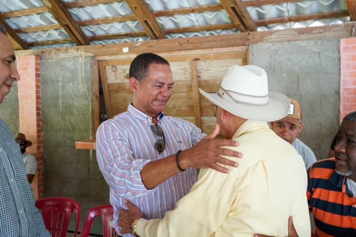 Julio César Valentín visita cuatro provincias del Este para coordinar acciones con dirigentes de Justicia Social
