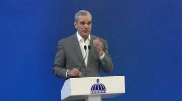 Presidente Abinader en la Semanal
