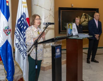  La directora de la Galería Nacional de Bellas Artes, Marianne de Tolentino.