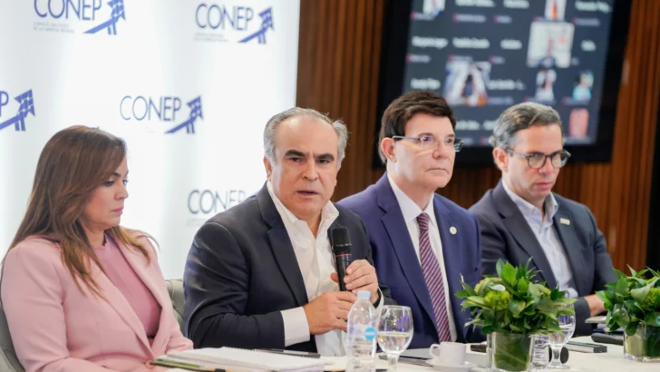 Empresarios expresan “rotundo rechazo” a reforma aprobada por diputados Empresarios expresan “rotundo rechazo” a reforma aprobada por diputados