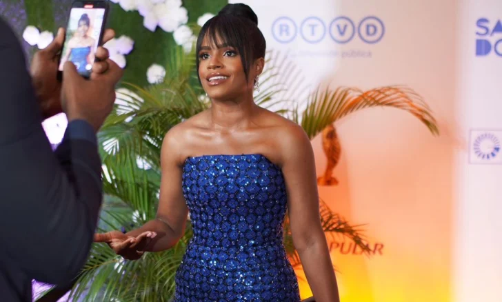 “Cuando una mujer avanza, avanzamos todas”, proclama Millizen Uribe en ceremonia de Premios Mujeres que Inspiran