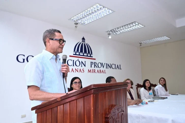 Ministro de Trabajo promete terminar obras y mejorar empleabilidad en Hermanas Mirabal