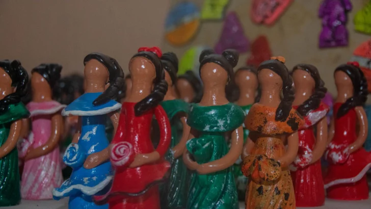 Las muñecas sin rostro, expresión cultural en riesgo de desaparecer del mercado