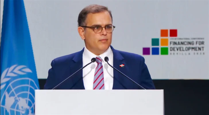 Ministro de Hacienda llama a líderes mundiales a transformar la arquitectura financiera internacional