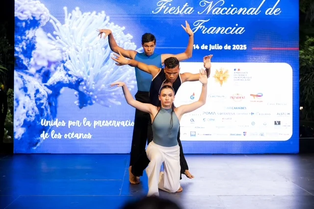 Francia celebra su Día Nacional en Santo Domingo con más de 600 participantes