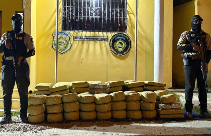 Confiscan cargamento de 1,300 libras de presunta marihuana en Montecristi