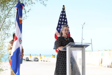 Buque hospital Comfort llega a Puerto Plata e inicia servicios médicos gratuitos