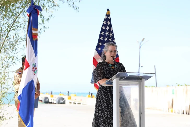 Buque hospital Comfort llega a Puerto Plata e inicia servicios médicos gratuitos Buque hospital Comfort llega a Puerto Plata e inicia servicios médicos gratuitos