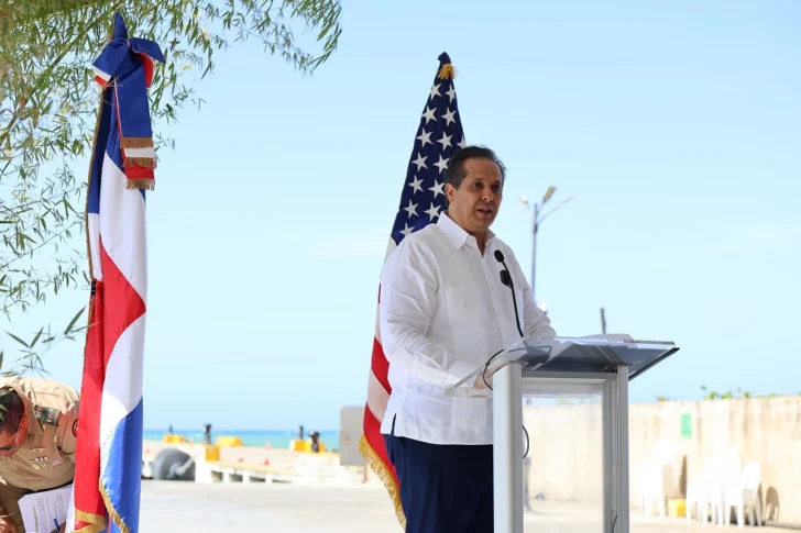 Buque hospital Comfort llega a Puerto Plata e inicia servicios médicos gratuitos Buque hospital Comfort llega a Puerto Plata e inicia servicios médicos gratuitos