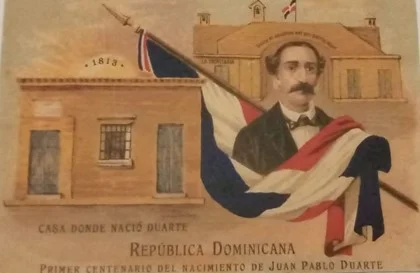 Puerta-del-Conde-con-el-anexo-que-albergaba-la-escuela-La-Trinitaria