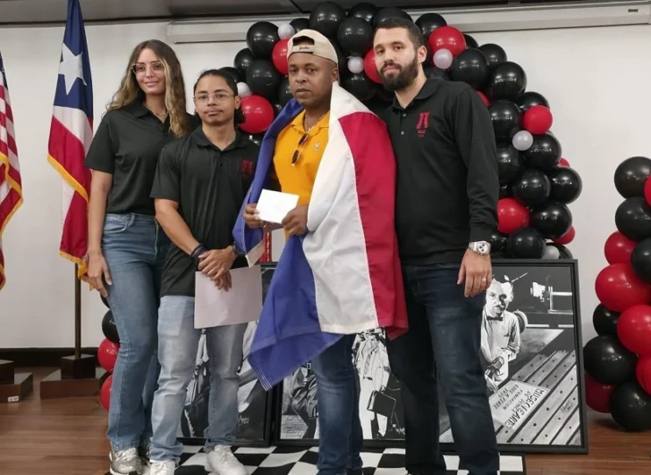 Radhamés Fulgencio, campeón invicto internacional de ajedrez Radhamés Fulgencio, campeón invicto internacional de ajedrez