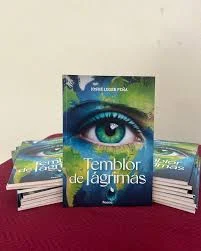 Josué Leger Peña, una poética que es volar de pluma entre Hébël y Lágrimas Josué Leger Peña, una poética que es volar de pluma entre Hébël y Lágrimas
