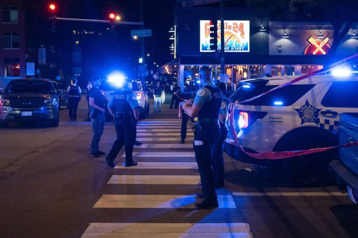 Cuatro muertos y catorce heridos durante un tiroteo en Chicago