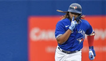 Vladimir Guerrero Jr. lidera tropiezo de los Yanquis en Canadá