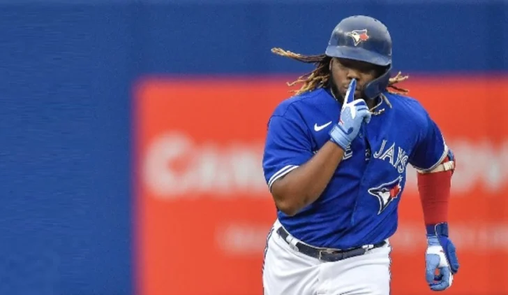 Vladimir Guerrero Jr. lidera tropiezo de los Yanquis en Canadá