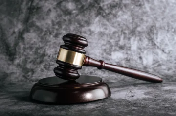 Tres abogados sancionados por litigar de manera 