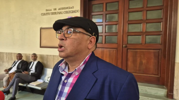 Padre de niña fallecida por dengue se queja por alegada negligencia médica