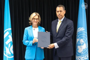 República Dominicana firma acuerdo con la UIT para hacer de San Pedro de Macorís y Monseñor Nouel ciudades 'inteligentes'