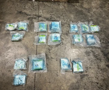 DNCD confisca 17 paquetes de presunta cocaína a que serían enviados a EE. UU