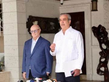 Abinader resalta consenso nacional ante crisis haitiana tras reunión con Hipólito Mejía