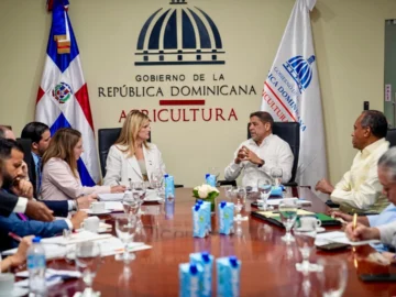 RD y EE.UU. buscan fortalecer cooperación agropecuaria y relaciones comerciales entre ambas naciones