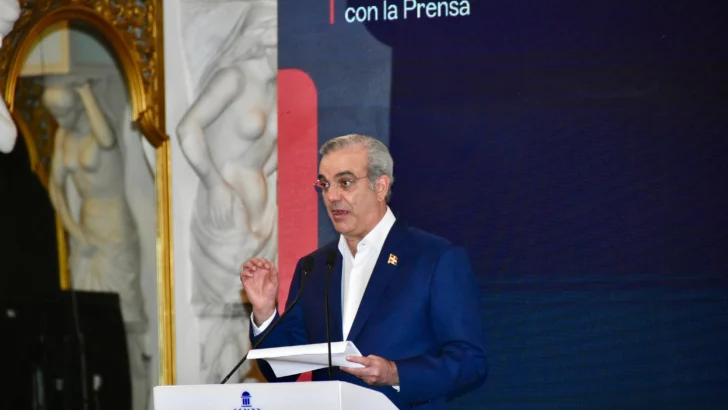 Abinader refuerza compromiso anticorrupción: ‘No importa quién sea; será llevado a la justicia’” Abinader refuerza compromiso anticorrupción: ‘No importa quién sea; será llevado a la justicia’”