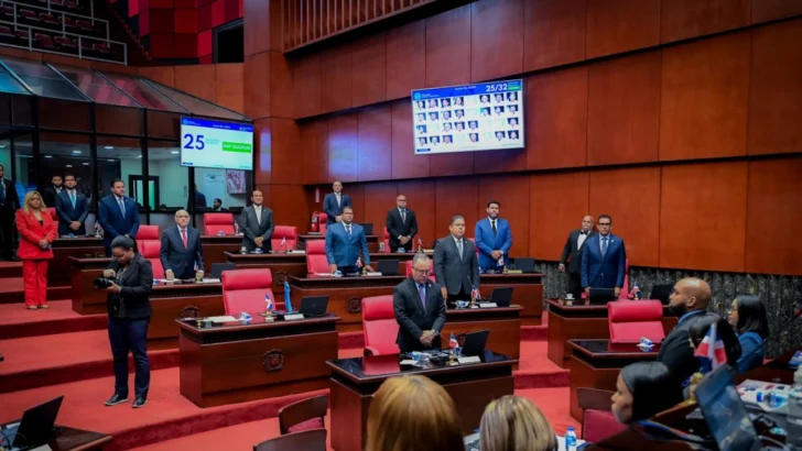 Senado aprueba reforma a ley de compras con sanciones penales por corrupción