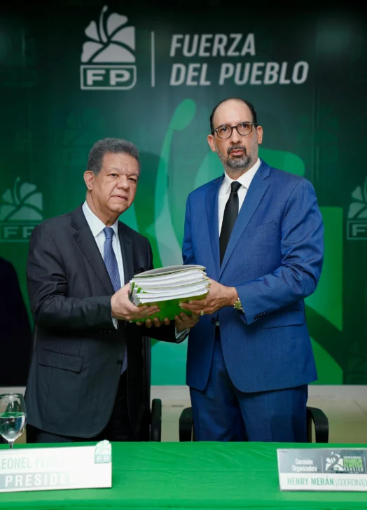 Fuerza del Pueblo inscribe 2,228 aspirantes a cargos internos  