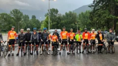 La Etapa del Tour: ciclistas aficionados viven la experiencia del pelotón profesional