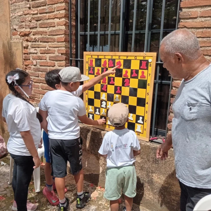 El campamento APRECC:  valores, cultura y sana diversión