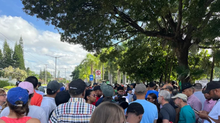 Protestas simultáneas pusieron 